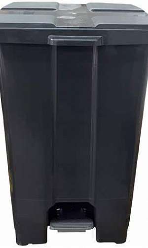 Lixeira com pedal 60l Lixeira com pedal 60l