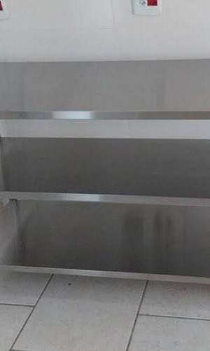 Mesa para cozinha em aço inox Mesa para cozinha em aço inox
